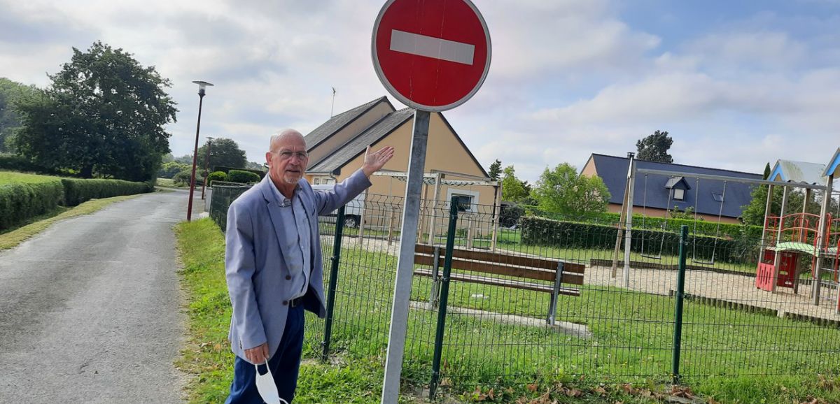Assé-le-Bérenger. Assé-le-Bérenger : qui déplace des panneaux de signalisation dans la commune ?