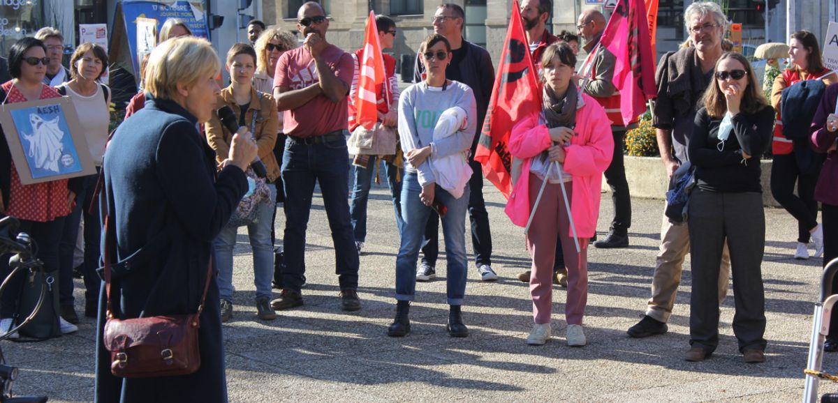 Laval. En Mayenne : une soixantaine de manifestants pour défendre les AESH ce mardi midi