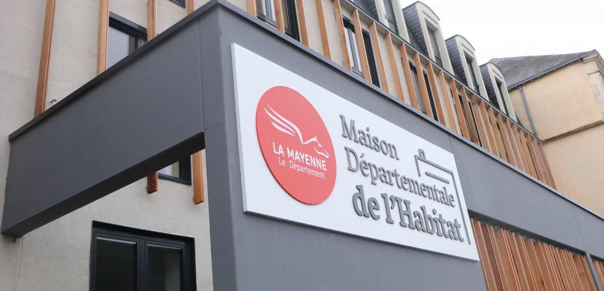 Mayenne. Perquisition au Conseil départemental : "Une procédure normale" se défend Olivier Richefou