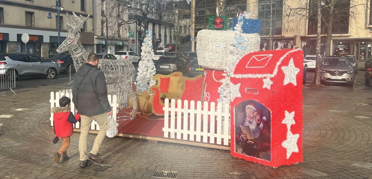Mayenne. Animations de Noël : la cage à grimper et le mur d'escalade annulés