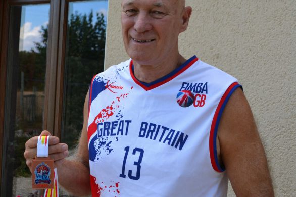 Le Horps. À 71 ans, John Allerston a participé au championnat d’Europe de basket à Malaga