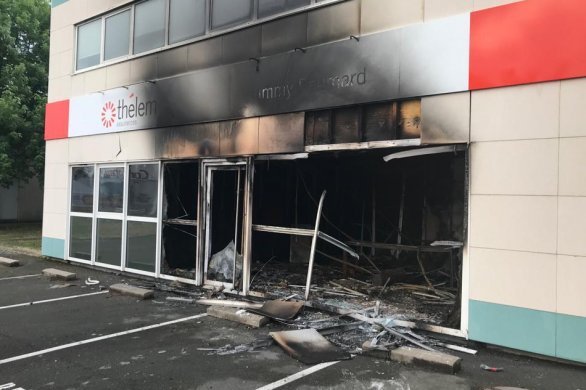Mort de Nahel. A Laval, l'agence Thélem assurances ravagée par un incendie : "Ils se sont trompés de cible"