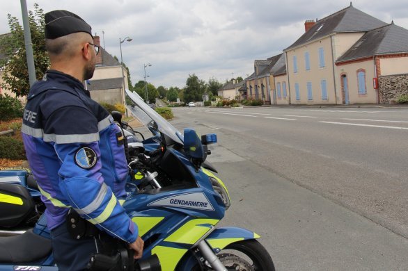Grands excès de vitesse en Mayenne. Deux conducteurs contrôlés à 143 km/h et 166 km/h sur des routes limitées à 80 km/h