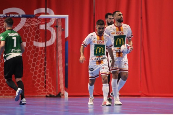 Futsal. L'Étoile lavalloise subit la loi du FC Barcelone (7-0) et est éliminée