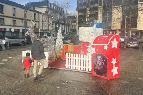 Mayenne. Animations de Noël : la cage à grimper et le mur d'escalade annulés