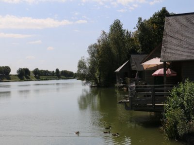 Villiers-Charlemagne - reportage Village Vacances et pêche - août 2023 - Justine Montauban