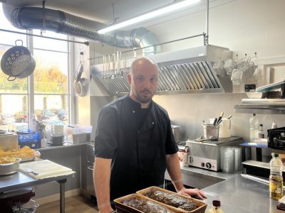 Steven Allard est le nouveau cuisinier du restaurant les Vins du palais. - Naomie Jourand