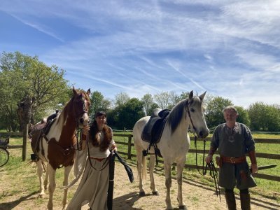 Agathe et Pascal sont venus du Maine-et-Loire pour proposer un spectacle avec leurs deux chevaux. - CM