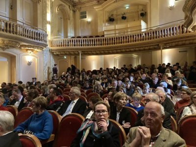 À 18h30, son Altesse Sérénissime a remis le premier prix du concours international de piano dont il est parrain - CM