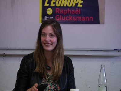 La présidente des Jeunes Socialistes a défendu à Laval, jeudi 23 mai, la vision de la liste Réveiller l'Europe.