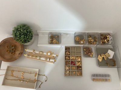 Bijoux proposé sur la boutique Maison Nonna (colliers, bagues, bracelets, boucles d'oreilles...). - Morgane Poirier