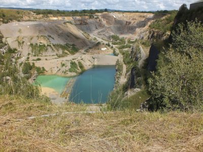 Les ressources en calcaire de la carrière de Geslin sont pratiquement épuisées. - M&M CHARROY