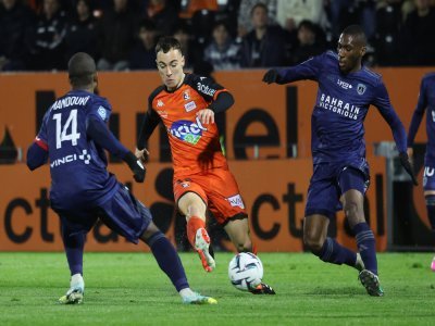 Seule recrue du mercato hivernal la saison dernière, Pablo Pagis (prêté six mois par le FC Lorient) avait donné entière satisfaction, devenant rapidement un rouage essentiel du onze lavallois. - Nicolas Geslin