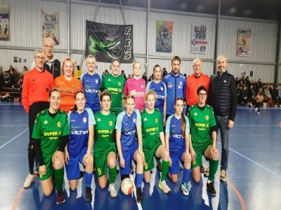 L'équipe d'Ambrières a disputé la finale féminine contre Sablé