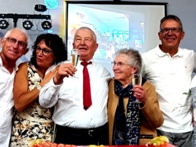 Michel Landeau et Viviane son épouse, un couple généreux et fédérateur la veille des 90 ans de Michel. - x