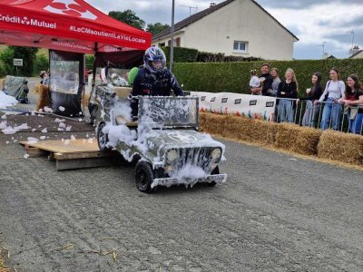 Les caisses à savon devaient traverser de la mousse puis le passage de la chicane avant d'arriver en bas de la route du Montaigu. - Courrier de la Mayenne
