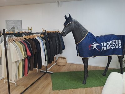 L'enseigne est partenaire de l'hippodrome de Laval. - Courrier de la Mayenne