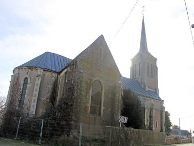 L'église Saint-Isle, devenue dangereuse, avait été désacralisée par l'évêque en novembre 2022. - Jean-Michel Desaunai