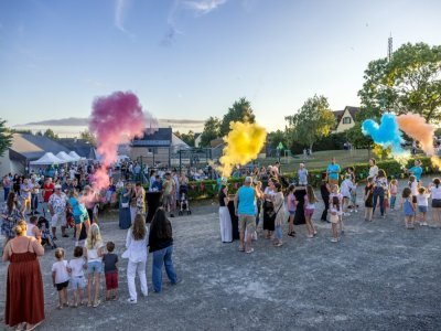 Châtre : la magie des couleurs a été partagée par tous. - M&M CHARROY