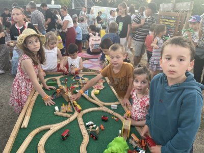 Des occupations pour les enfants. - C.D.