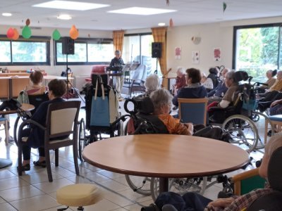 Les airs d'accordéon réveillent de tendres souvenirs. - Soleyne BLOSSIER-RALU Les airs d'accordéon réveillent de tendres souvenirs. - Soleyne BLOSSIER-RALU