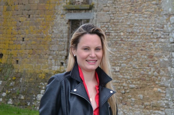 Municipales 2026. "Des finances transparentes" : le programme de Marie Conneau à Lassay-les-Châteaux